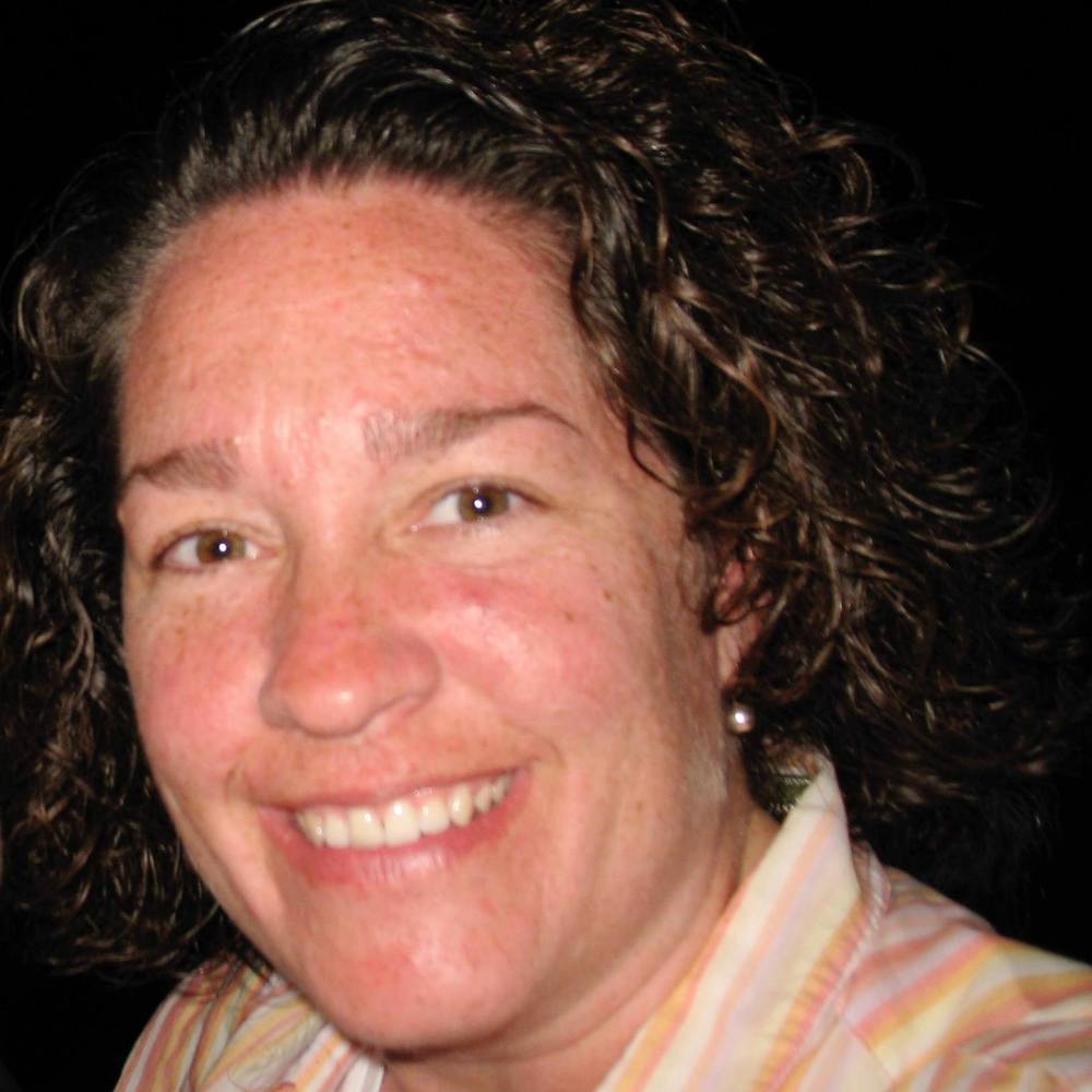 Meet your Posher, Lorie